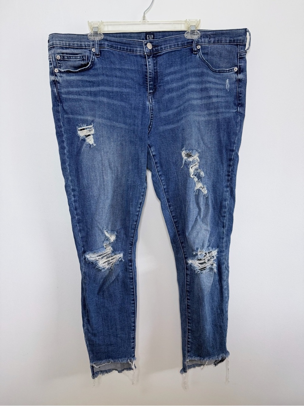 GAP True Skinny Jeans Size 35 Distressed Raw Hem Cropped Stretch Denim